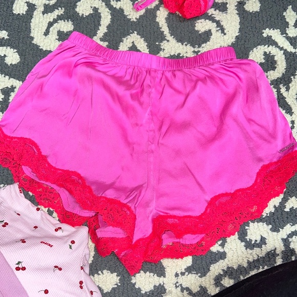 SKIMS Lace Trim Silk Cami & Short Set | Valentine’s Collection - Picture 6 of 7